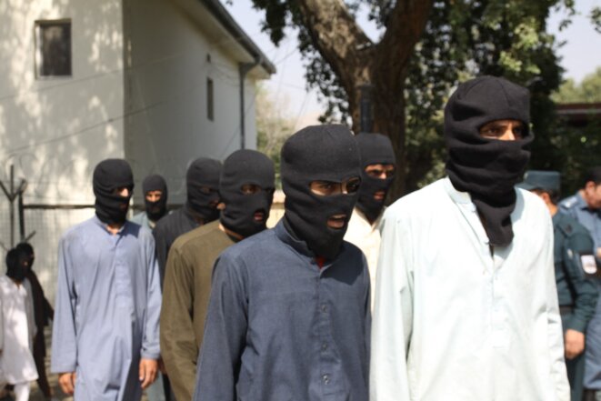 Des membres de l'Etat islamique capturés en Afghanistan en 2017. © Zabihullah Ghazi / ANADOLU AGENCY via AFP
