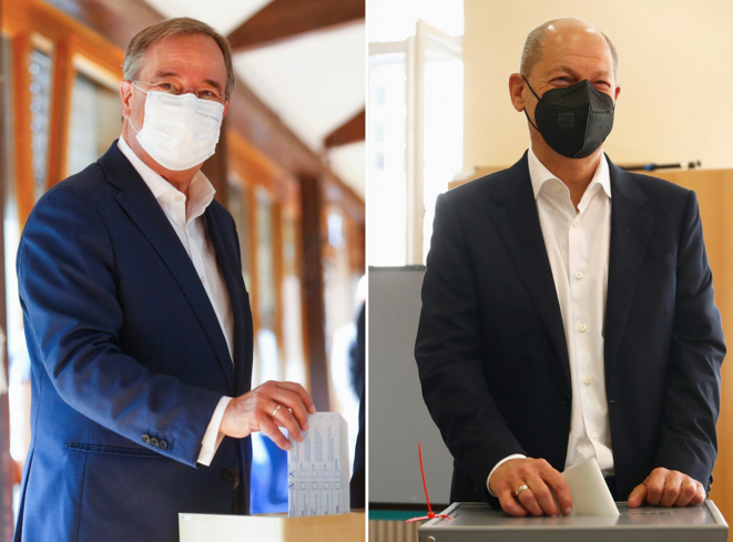 Armin Laschet (CDU) et Olaf Scholz (SPD), au moment de voter aux éléctions législatives, ce dimanche 26 septembre. © Wolfgang Rattay, Thilo Schmuelgen / Pool / AFP