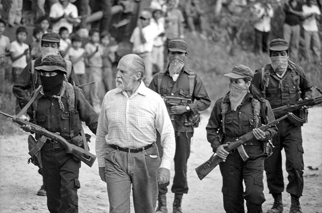 L'EZLN libère le général-gouverneur-gros propriétaire terrien L'EZLN libère le général-gouverneur-gros propriétaire terrien