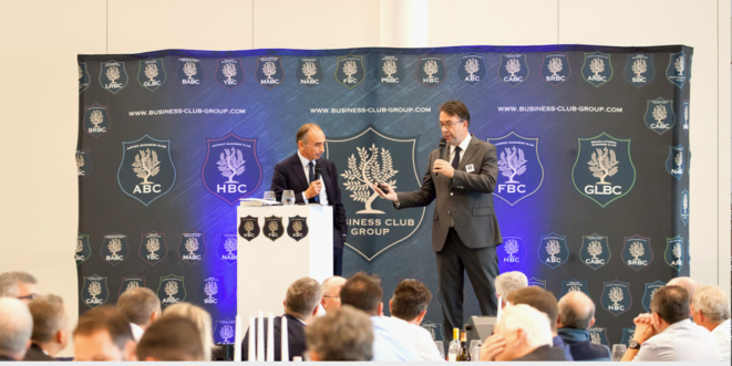 Le 1er octobre, Éric Zemmour devant le Hainaut Business Club. © Lionel Piquard Le 1er octobre, Éric Zemmour devant le Hainaut Business Club. © Lionel Piquard