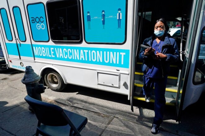 New-York, avril 2021- Une unité de vaccination mobile