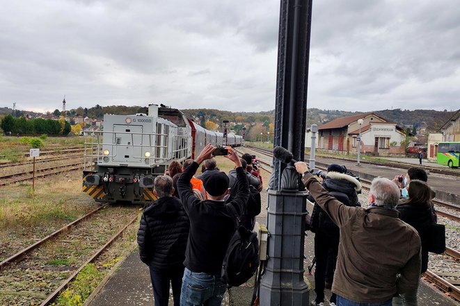 Railcoop’s first freight convoy at Capdenac railway station, November 15th 2021. © Photo Nicolas Cheviron pour Mediapart