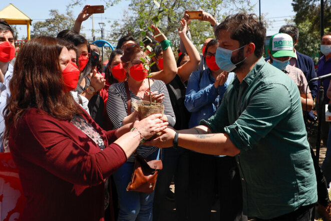 Maya Fernández et Gabriel Boric. © Photo DR