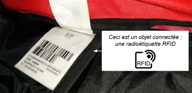 Exemple de radioétiquette RFID. © Etienne Lemaire