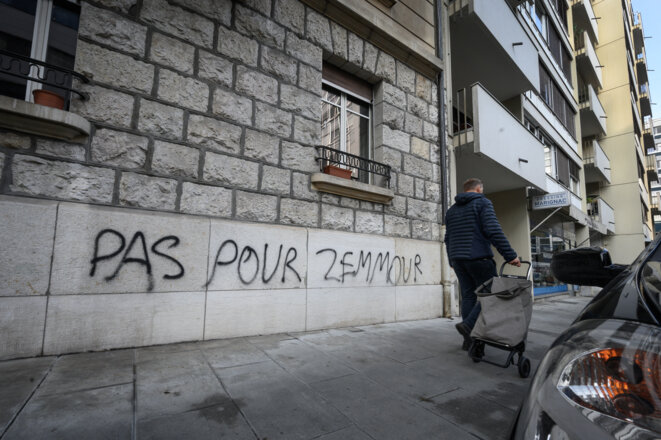 Comme à Londres, la venue à Genève du polémiste suscite la polémique, le 19 novembre. © Fabrice Coffrini / AFP