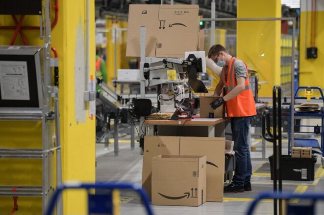 Dans le tout nouvel entrepôt Amazon d’Augny, en Moselle, en septembre. © Sébastien Bozon / AFP Dans le tout nouvel entrepôt Amazon d’Augny, en Moselle, en septembre. © Sébastien Bozon / AFP
