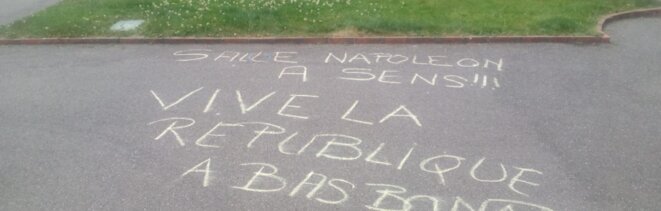 A bas Bonaparte (s) - Vive la République