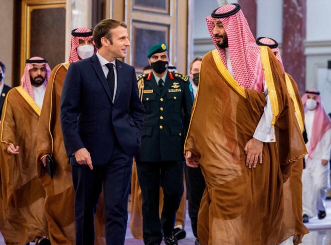 Mohammed ben Salmane et Emmanuel Macron à Djeddah le 4 décembre. © Cour royale d’Arabie saoudite Mohammed ben Salmane et Emmanuel Macron à Djeddah le 4 décembre. © Cour royale d’Arabie saoudite