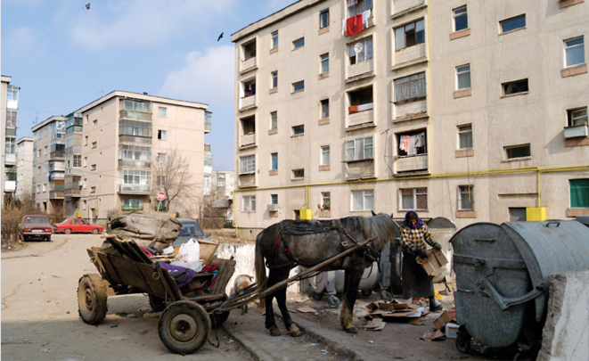 Il n'y a pas d'avenir pour rien , ni personne :soyez heureux au présent.