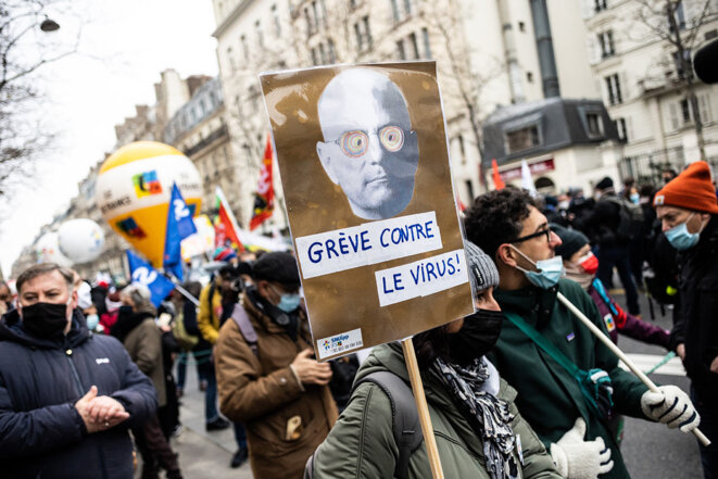 Lors de la manifestation des personnels de l’Éducation nationale, à Paris, le 13 janvier 2022. © Photo Sébastien Calvet / Mediapart