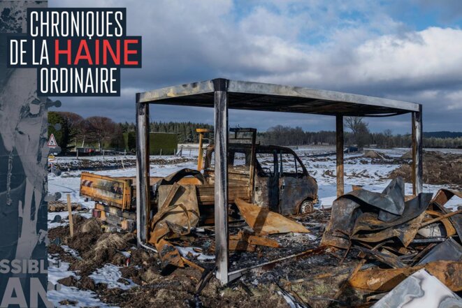 Les restes du camion et du préfabriqué brûlés sur le terrain de Yassine. © Photo Bruno Amsellem / Divergence pour Mediapart
