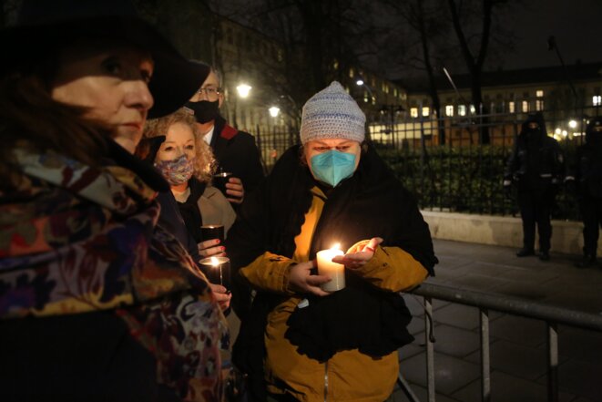 Mercredi 26 janvier à Varsovie, hommage à Agniezska. © Photo Helene Bienvenu / Mediapart