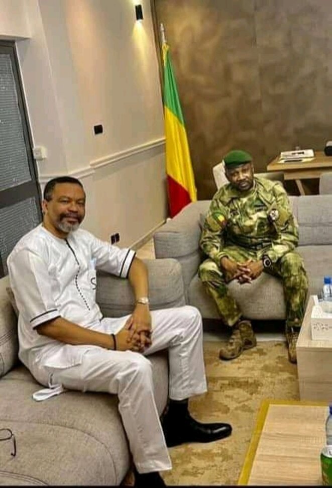 LE PRÉSIDENT ASSIMI GOITA REÇOIT LE PROFESSEUR FRANKLIN NYAMSI