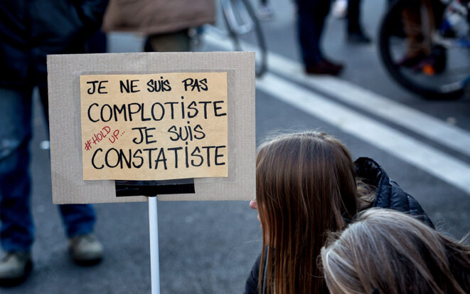 Lors de la marche des libertés, à Paris le 28 novembre 2020. © Photo Martin Noda / Hans Lucas via AFP