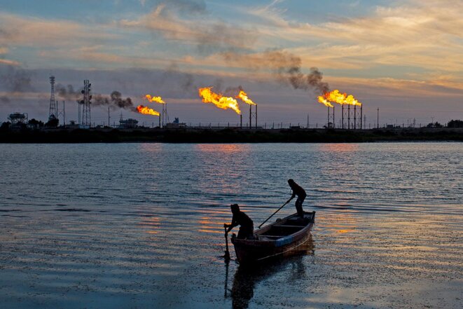 Près du champ de pétrole de Nahr Bin Omar, au nord de l’Irak, le 21 janvier 2021. © Photo Hussein Faleh / AFP