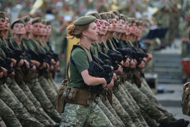 Militaires de l'armée ukrainienne paradant en 2018. © Stringer / Sputnik / Sputnik via AFP