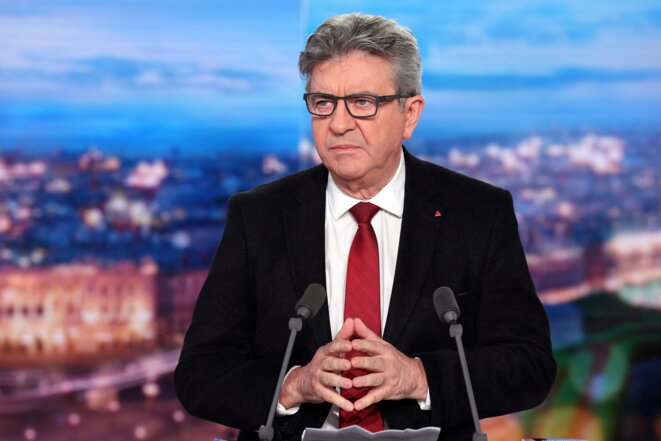 Jean-Luc Melenchon sur le plateau de TF1 le 17 novembre 2021. © Thomas COEX / AFP