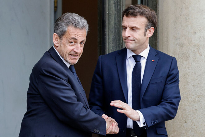 Nicolas Sarkozy et Emmanuel Macron à l’Élysée, le 25 février 2022. © Photo Ludovic Marin / AFP