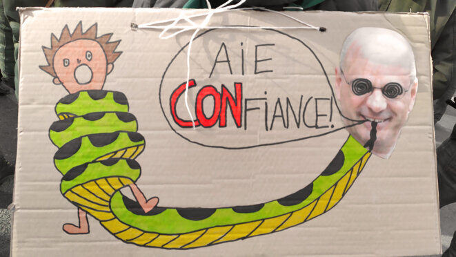 Pancarte d'enseignant, manifestation contre la réforme des retraites du 24 janvier 2020 © CC-BY-SA-4.0 Citrouilleorange