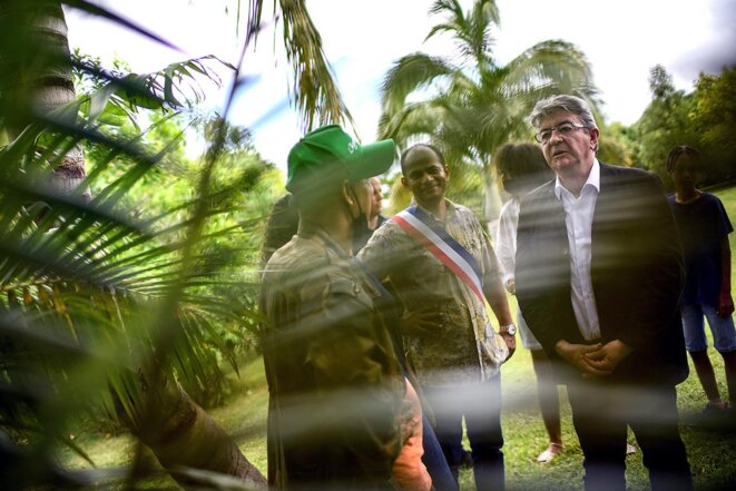 Jean-Luc Mélenchon sur l’île de La Réunion, le 26 février 2022. © Photo Christophe Archambault / AFP
