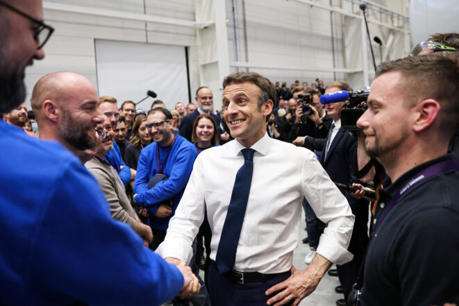 Emmanuel Macron en visite à l'usine Siemens Gamesa, au Havre, le 14 avril 2022 (Thomas Coex/AFP).
