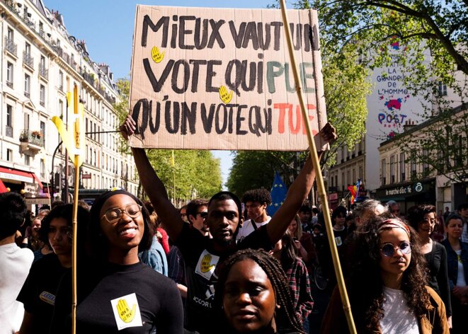Manifestation contre l’extrême droite, pour l’égalité et la justice, à Paris, le 16 avril 2022. © Photo Nicolas Portnoi / Hans Lucas via AFP