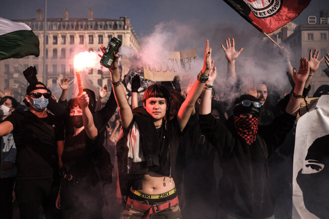 Lyon, le 26 mars 2022. Manifestation contre la procédure de dissolution du Gale, groupe antifasciste lyonnais. © Photo Antoine Merlet / Hans Lucas via AFP