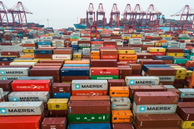 Quais de conteneurs dans le port de Shanghai. © @dycj / Imaginechina via AFP