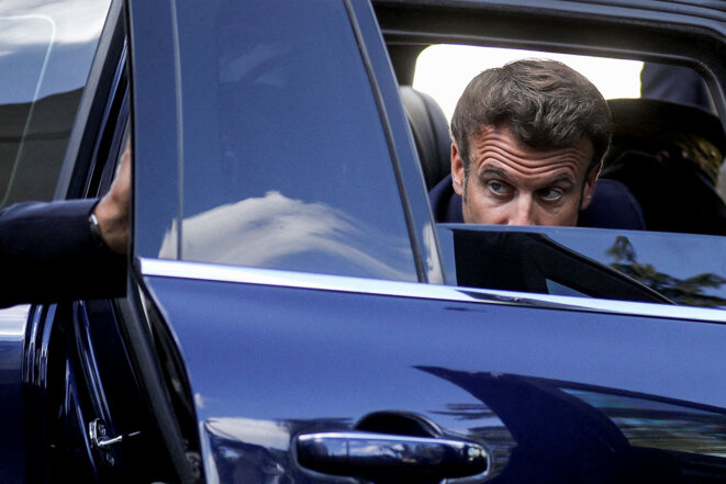 Emmanuel Macron à son arrivée au centre hospitalier Louis-Pasteur à Cherbourg-en-Cotentin, le 31 mai 2022. © Photo Stéphane Lemouton / Pool / Abaca