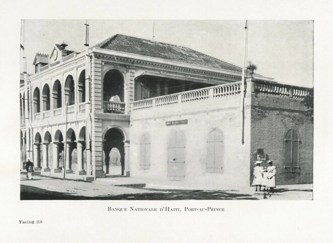 The Banque nationale d’Haïti (National Bank of Haiti) in Port-au-Prince, pictured in 1910. © Archives
