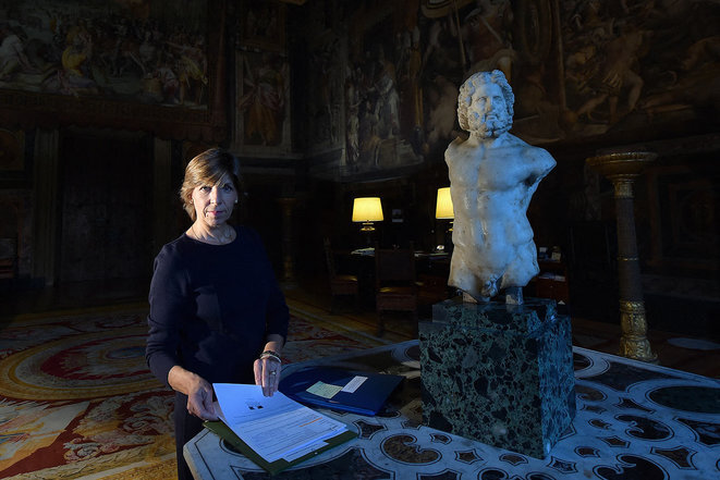 Catherine Colonna when she was French ambassador to Italy, in her office in the Palazzo Farnese in Rome on December 12th 2014. © Photo Eric Vandeville / Abaca