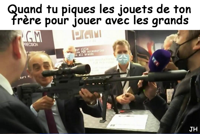 Zemmour fait mumuse avec une arme