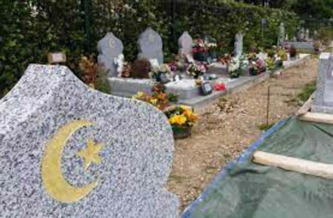 Croisade infâme contre les tombes musulmanes