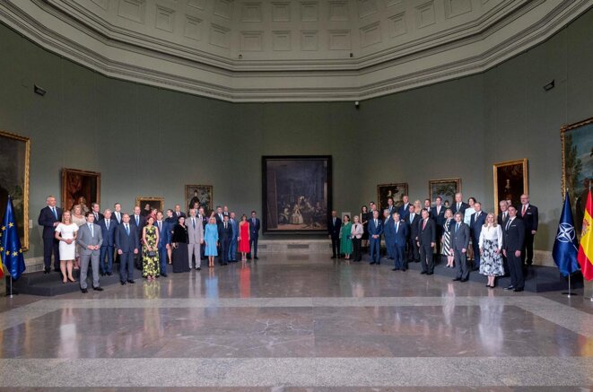 Photo de famille des chef·fes d'État et de gouvernement participant au sommet de l'Otan au musée du Prado, à Madrid, le 29 juin 2022. © Photo A.Ortega / Pool / Europa Press / Abaca