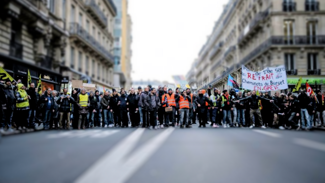 Face à l’urgence sociale et écologique, construire une large convergence