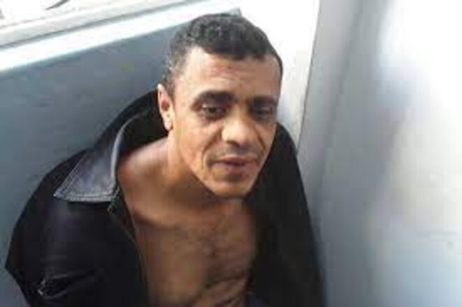 Adélio Bispo de Oliveira, le 6/9/18, dans l'immeuble où il avait été emmené avant d'être arrêté. © DR