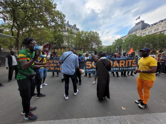 Stop Deportation Rwanda : images du rassemblement à Paris