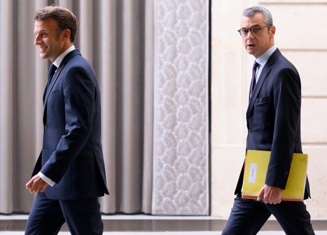Emmanuel Macron and chief of staff Alexis Kohler at the Élysée Palace, September 15th 2022. © Photo Jacques Witt / Sipa