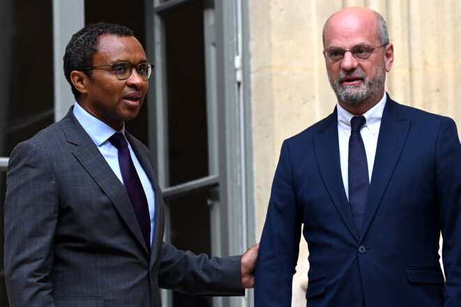 Pap Ndiaye et Jean Michel Blanquer le 20 mai 2022 à Paris. © EMMANUEL DUNAND / AFP