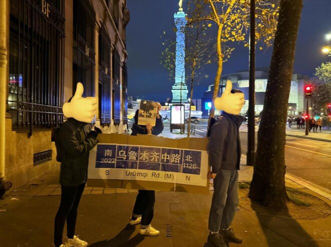 À Pompidou ou à la Bastille, des manifestants chinois affichent leur soutien au mouvement en Chine