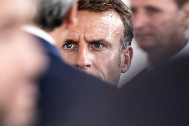Emmanuel Macron lors d’une visite aux Sables d’Olonne, le 13 septembre 2022. © Photo Karine Le Ouay / Abaca