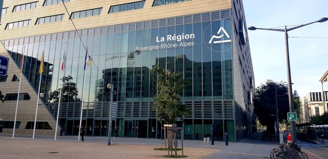 Auvergne-Rhône-Alpes, laboratoire de la dérive de la droite française