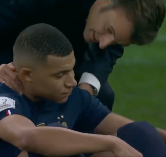 Il y a ceux qui réussissent à surgir et ceux qui ne sont rien