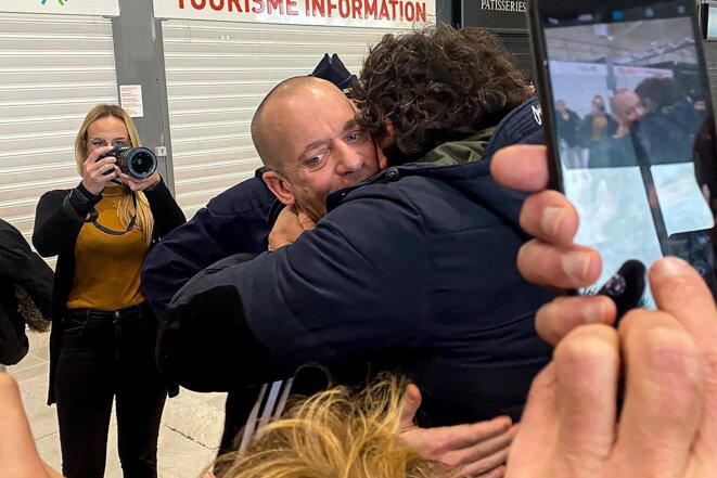 Salah Hamouri à son arrivée en France, le 18 décembre 2022. © Photo Daphné Benoit / AFP