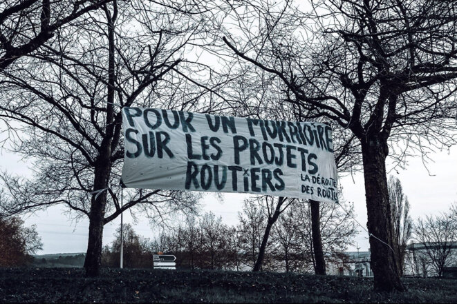 Petit Papa Noël, vite un moratoire sur les projets routiers