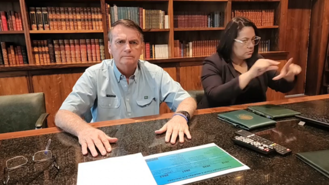 Billet du Brésil #8 | Lettre ouverte à un président génocidaire en fuite...