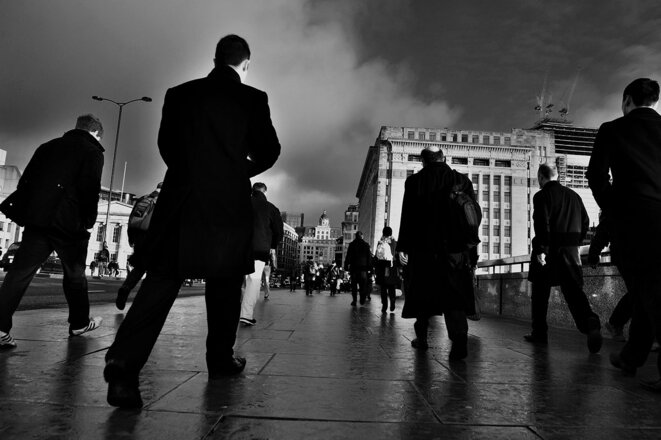 Des employés du quartier d’affaires de Londres en 2014. © Photo Mark Henley / Panos / REA