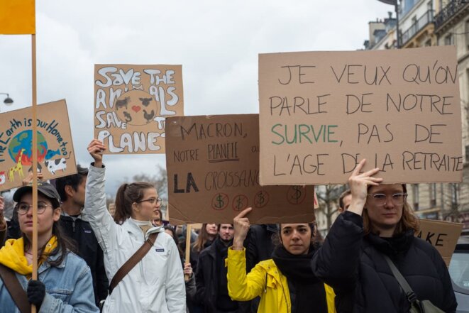 Marche pour le climat à Paris, le 12 mars 2022. © Photo Delphine Lefebvre / Hans Lucas via AFP
