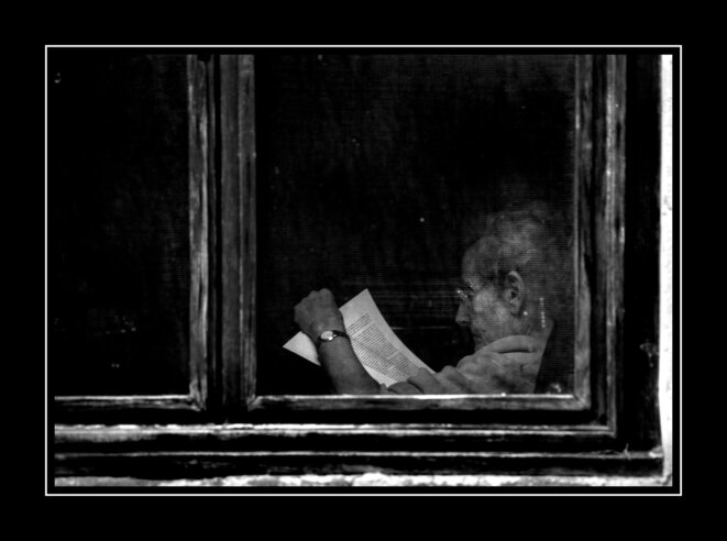 Derrière la fenêtre © Alain Bachellier