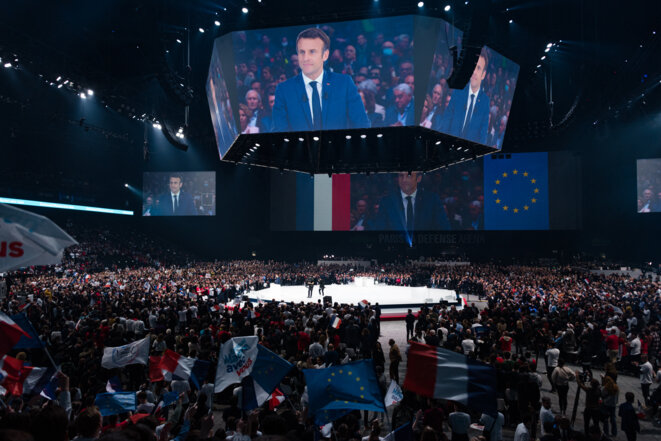 Meeting d’Emmanuel Macron à La Défense le 2 avril 2022. © Photo Samuel Boivin / NurPhoto via AFP